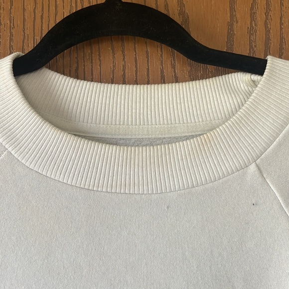 AE Sweatshirt - Picture 4 of 6